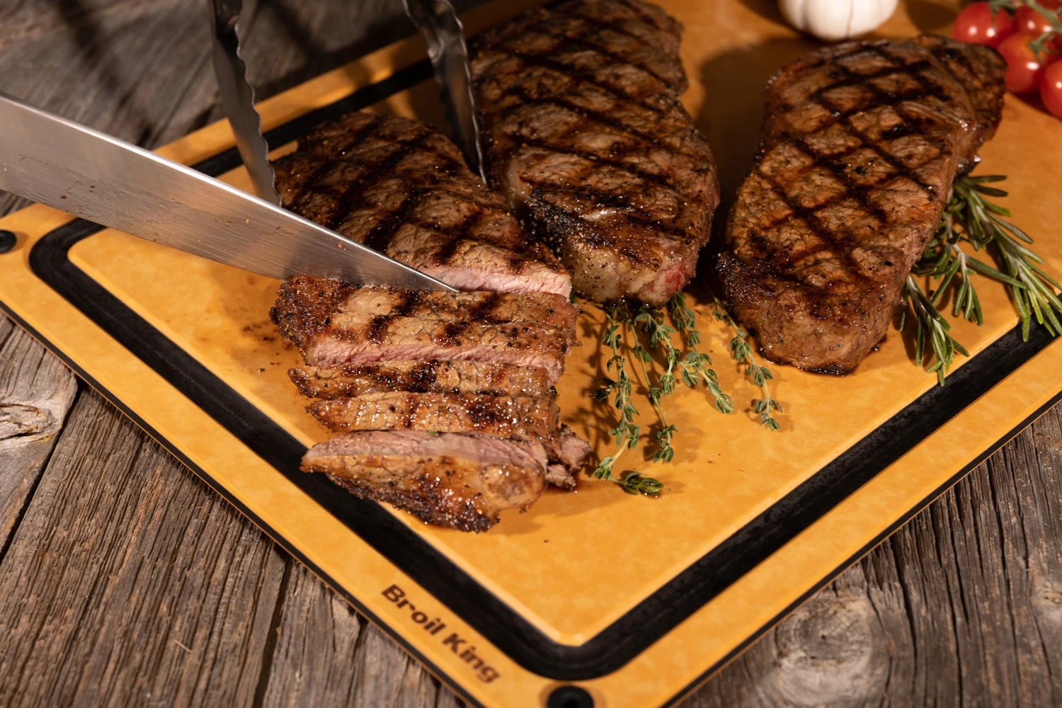 Broil King Schneidebrett Aus Holzfaser 31 X 44,5 Cm 2 Broil King Schneidebrett Aus Holzfaser 31 X 44,5 Cm – Bild 2