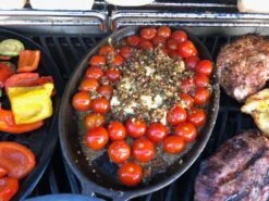 Napoleon Gusseisenpfanne Mit Untersetzer 17 Napoleon Gusseisenpfanne Mit Untersetzer -Napoleon Verkaufsgeschäft Gusspfanne mit Schafskaese