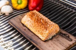 Napoleon Zedernholz Räucherbrett 5 Napoleon Zedernholz Räucherbrett -Napoleon Verkaufsgeschäft Napoleon Raeucherplanken Zedernholz 2er set Fisch