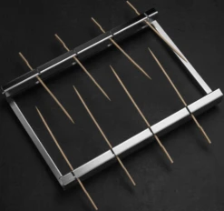 Thüros PRO1 - Spießaufsatz Mit 150 Bambusspießen